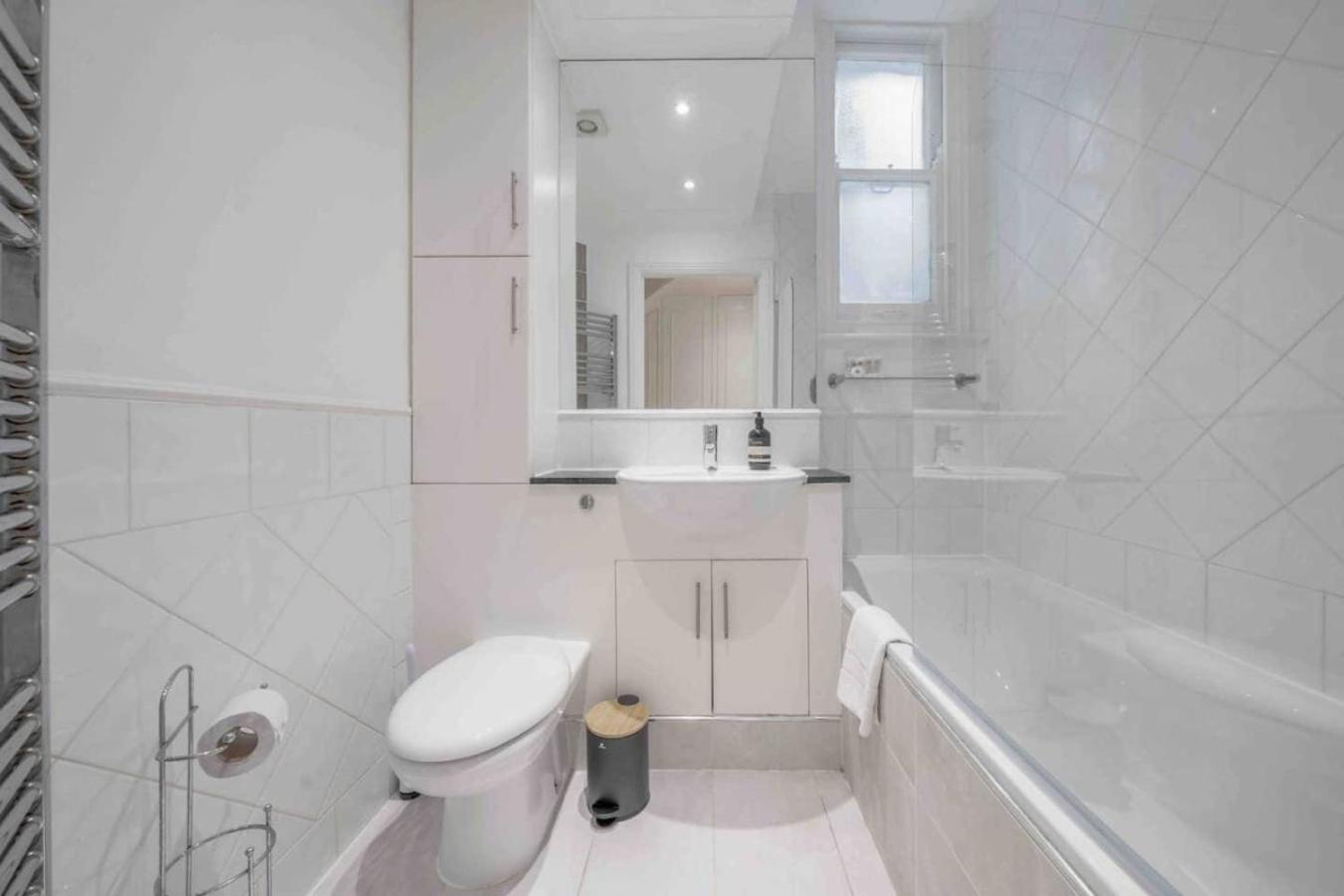 2br, Garden, 60